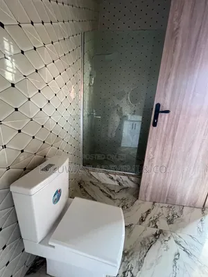 4bdrm Duplex in Ogombo for rent
