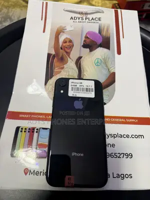Apple iPhone XR 64 GB Black