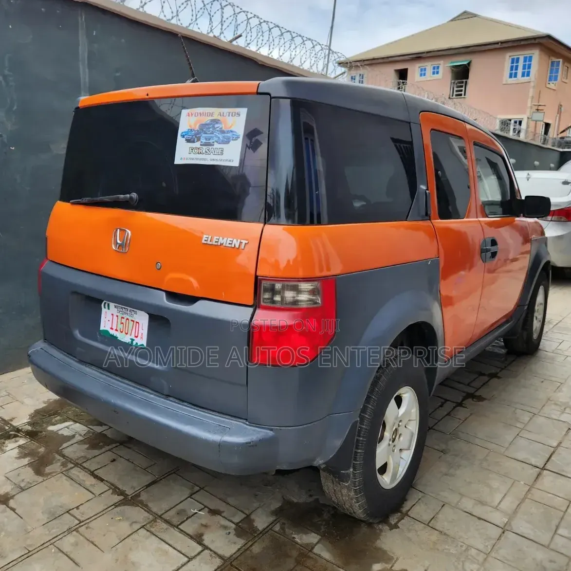 Honda Element LX Automatic 2005 Orange