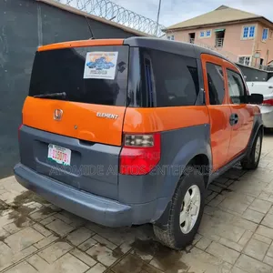 Honda Element LX Automatic 2005 Orange