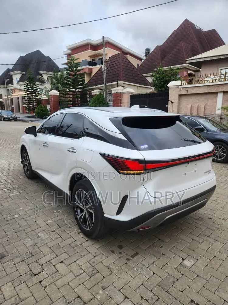 Lexus RX 2024 White