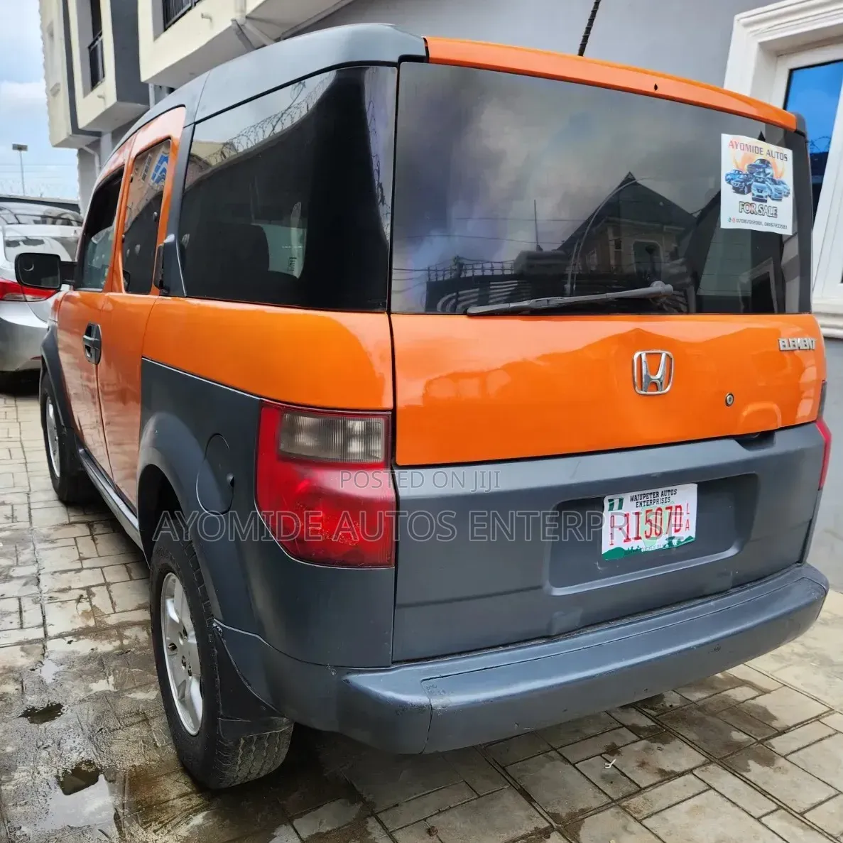 Honda Element LX Automatic 2005 Orange