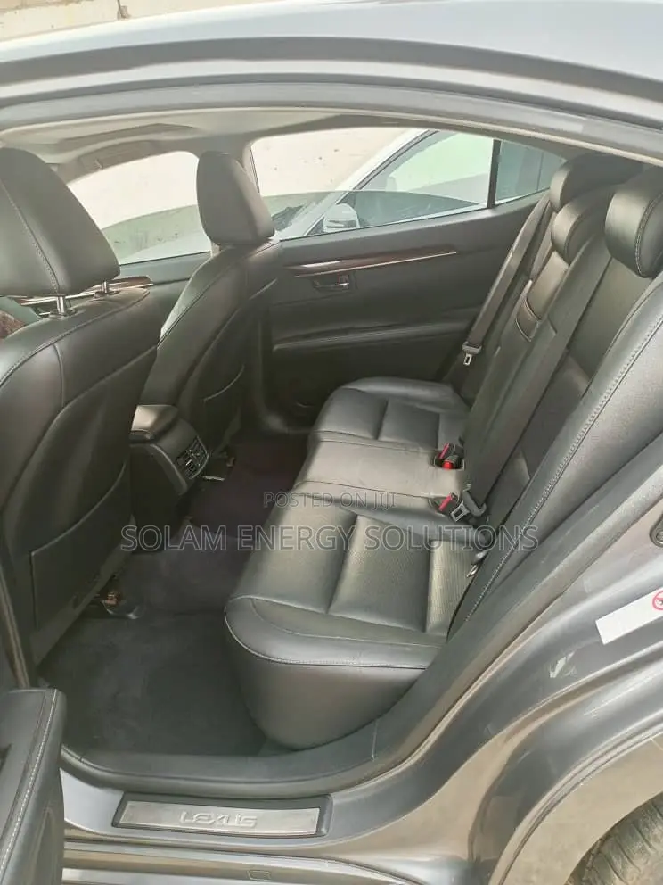 Lexus ES 2013 Gray