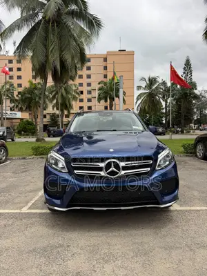 Mercedes-Benz GLE-Class GLE 350 2017 Blue