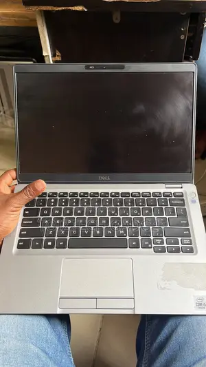 Laptop Dell Latitude 5310 8GB Intel Core i5 SSD 256GB