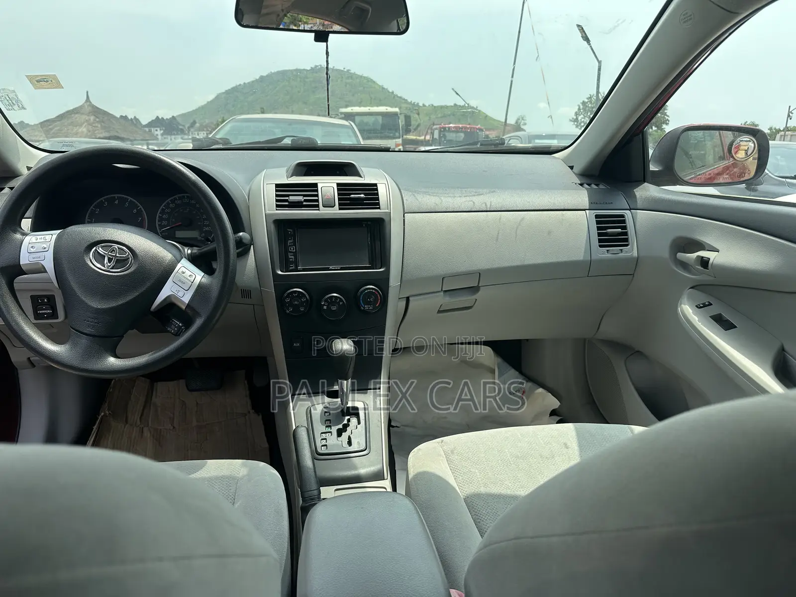 Toyota Corolla 2013 Red
