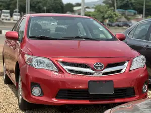 Toyota Corolla 2013 Red