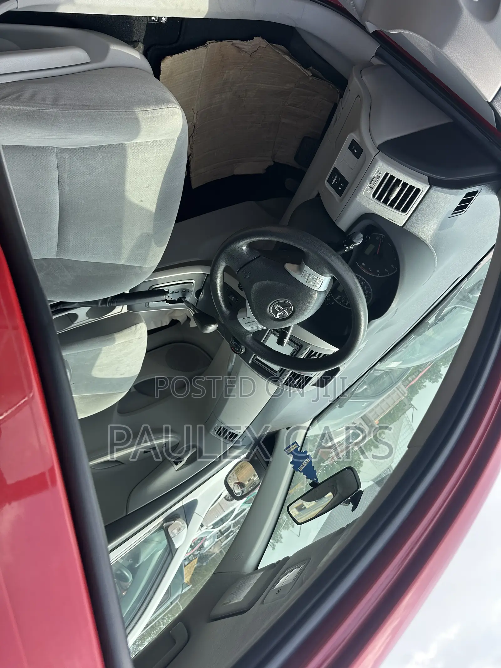 Toyota Corolla 2013 Red