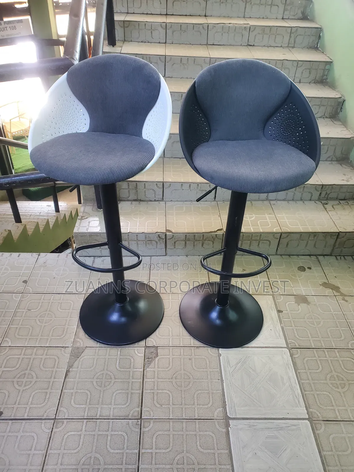 Executive Fiber Bar Stool
