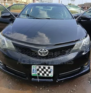 Toyota Camry SE Sport 4dr Sedan (2.5L 4cyl 6A) 2014 Black