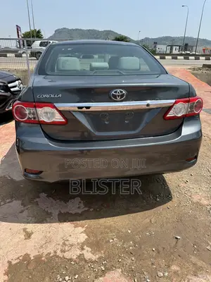 Toyota Corolla 2013 Gray