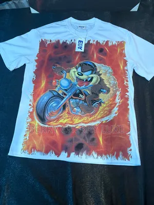 100% Luxury Graphics Tee