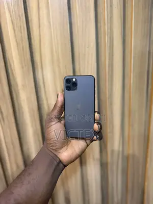 Apple iPhone 11 Pro 64 GB Black