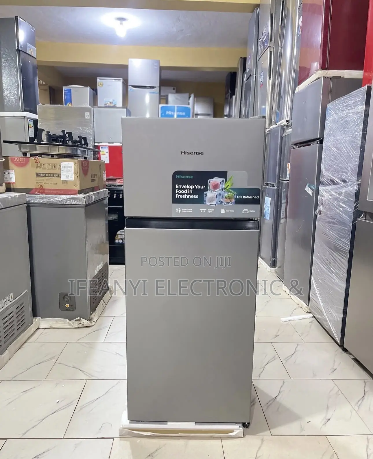 Hisense Top Freezer Refrigerator 124L