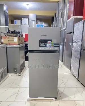 Hisense Top Freezer Refrigerator 124L