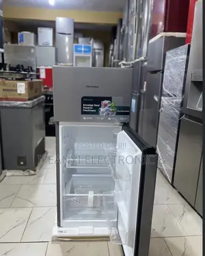 Hisense Top Freezer Refrigerator 124L