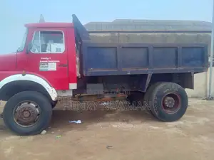 Mercedes Benz 1113 Tipper Truck