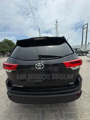 Toyota Highlander 2017 Black
