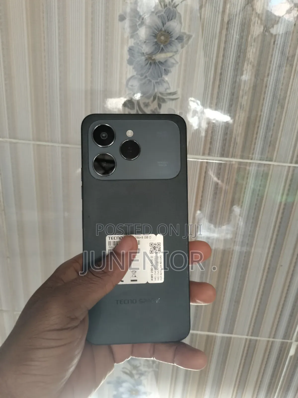 Tecno Spark 40 256 GB Silver