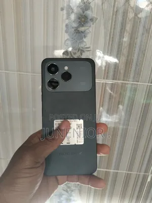 Tecno Spark 40 256 GB Silver