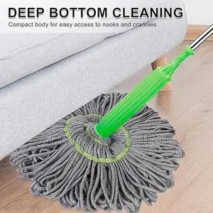 Self-Squeezing Microfiber Mop – Hands-Free Cleaning