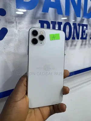 Apple iPhone 11 Pro Max 64 GB White