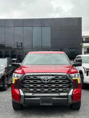 Toyota Tundra 2022 Burgundy