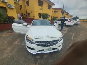 Mercedes-Benz C300 2017 White