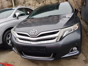 Toyota Venza Limited AWD V6 2013 Gray