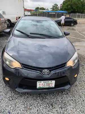 Toyota Corolla LE Eco Plus 4dr Sedan (1.8L 4cyl CVT) 2014