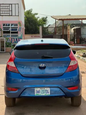 Hyundai I10 2013 Blue