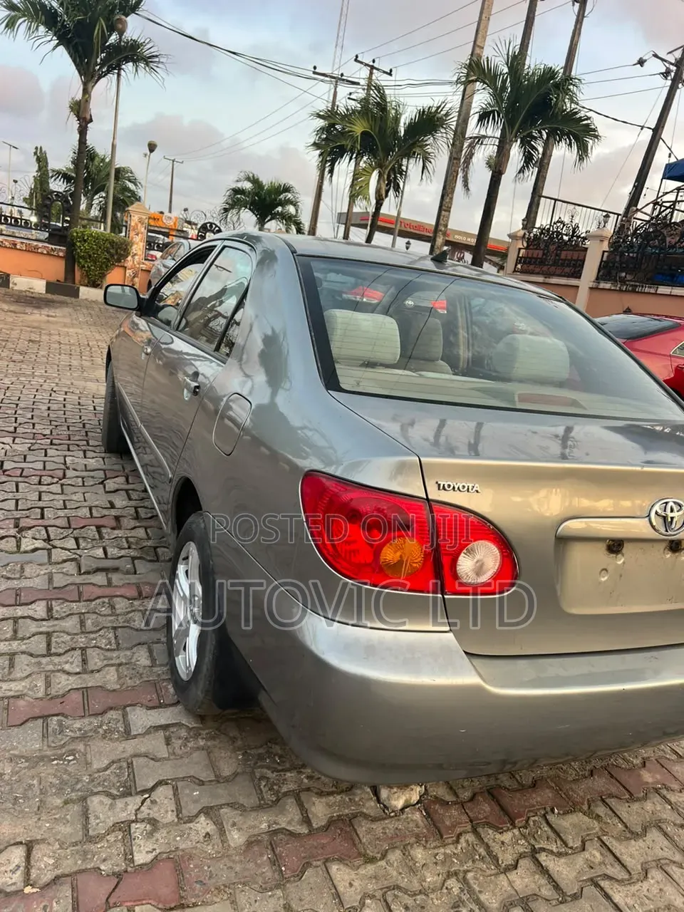 Toyota Corolla LE 2004 Gray