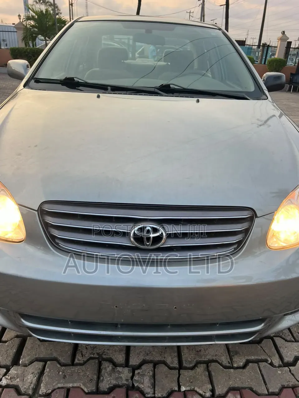 Toyota Corolla LE 2004 Gray