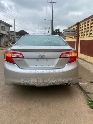 Toyota Camry 2014 Silver