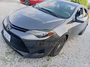 Toyota Corolla LE ECO 4dr Sedan (1.8L 4cyl CVT) 2017 Gray