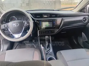 Toyota Corolla LE ECO 4dr Sedan (1.8L 4cyl CVT) 2017 Gray
