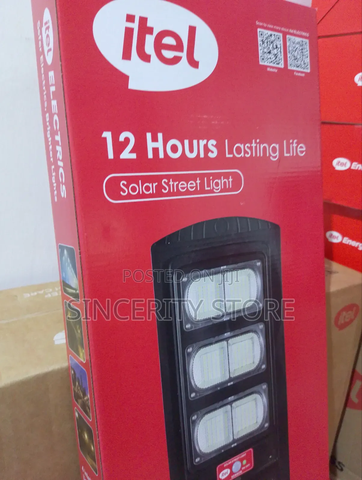 200w Itel Solar Street Light