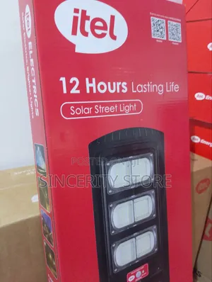 200w Itel Solar Street Light