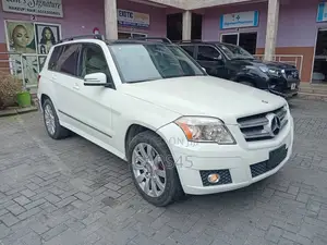 Mercedes-Benz GLK-Class 350 4MATIC 2011 White