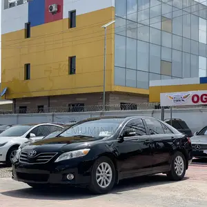 Toyota Camry XLE 4dr Sedan (2.5L 4cyl 6A) 2011 Black