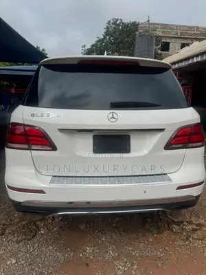 Mercedes-Benz GLE-Class 2017 White