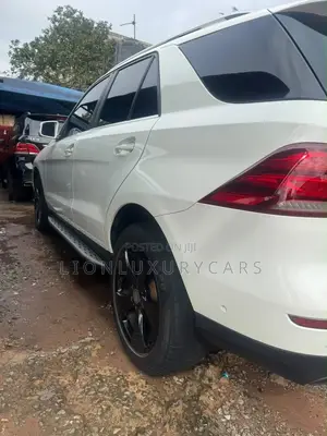 Mercedes-Benz GLE-Class 2017 White