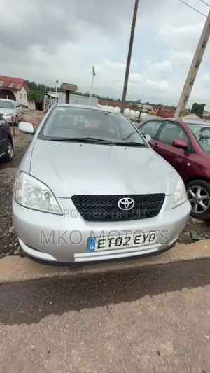 Toyota Corolla 2004 Silver