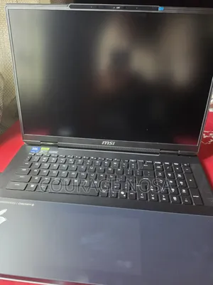 Laptop MSI Titan 18 HX AI 64GB Intel Core Ultra 9 SSD 6T