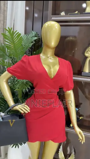 Red Shein Ruched Bodycon Mini Dress – Size 12/14