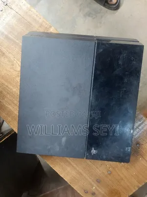 Ps4 Console