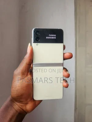 Samsung Galaxy Z Flip 3 128 GB Gold