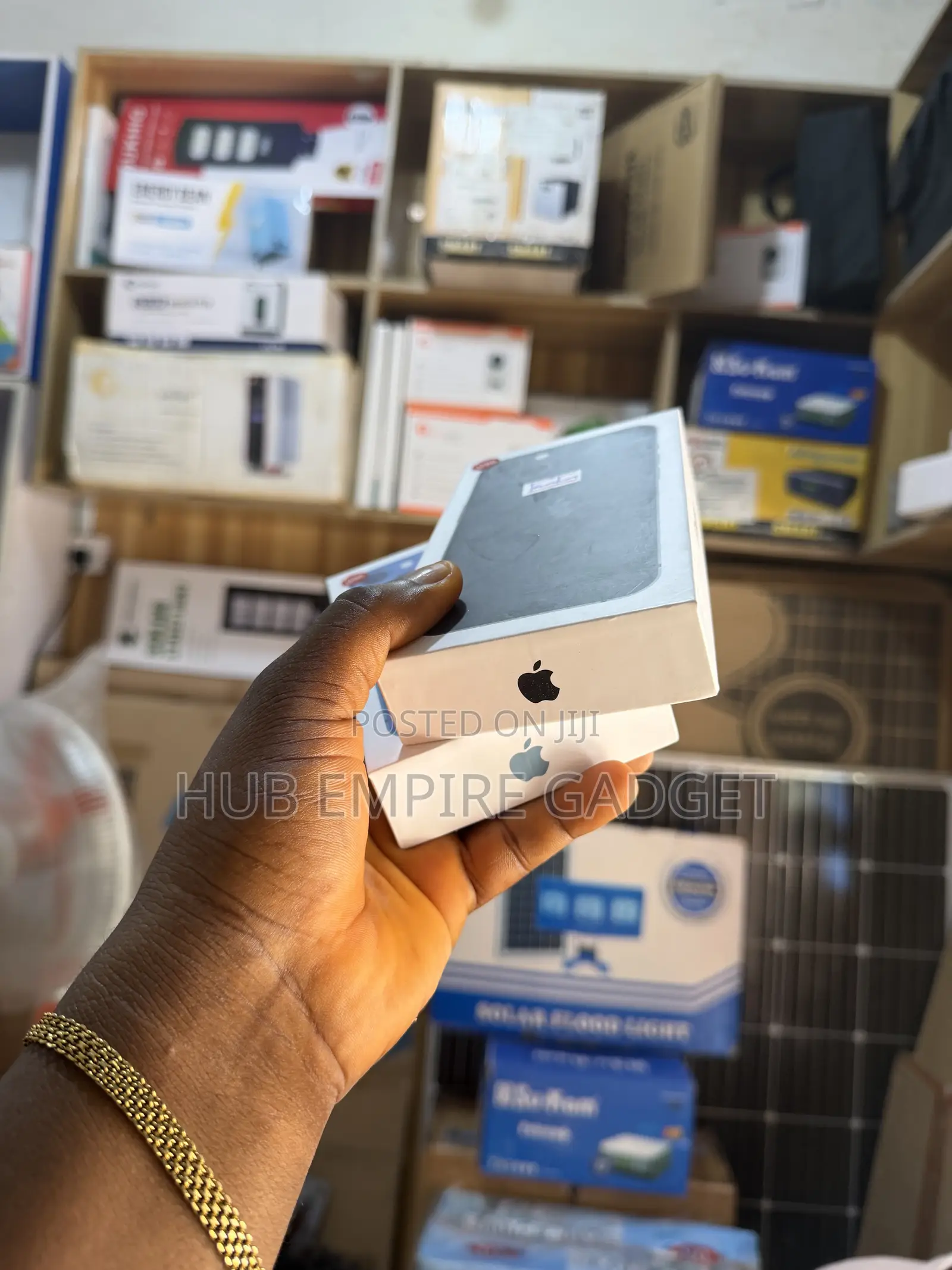 New Apple iPhone 13 128 GB Blue