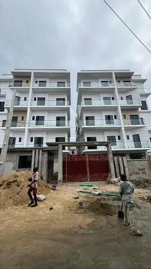 2bdrm Apartment in Lekki Phase 1 for sale