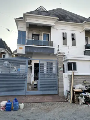 4bdrm Duplex in Royal Pine Estate, Ikota for rent